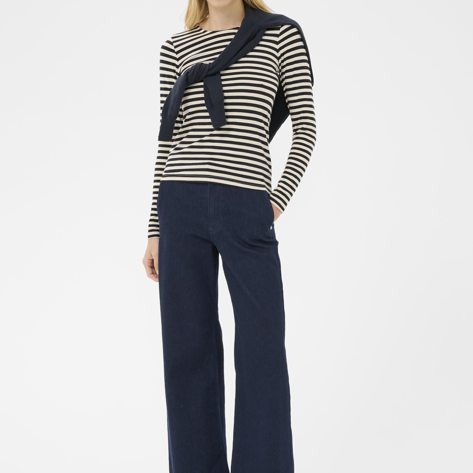 Part Two Chandail Nemajas