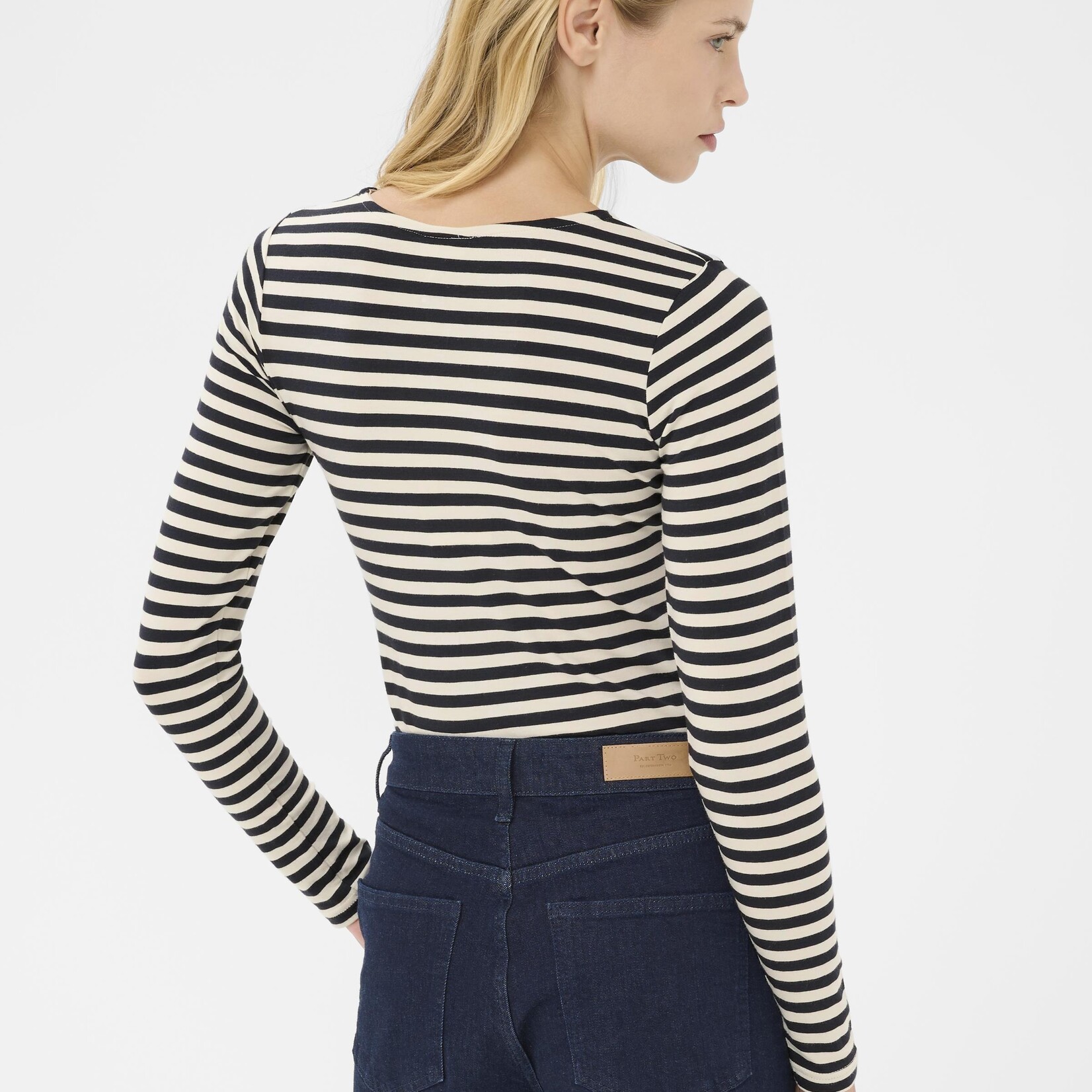 Part Two Chandail Nemajas