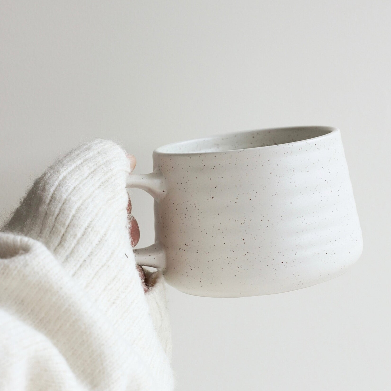 moi d'abord Tasse à latté XL mouchetée