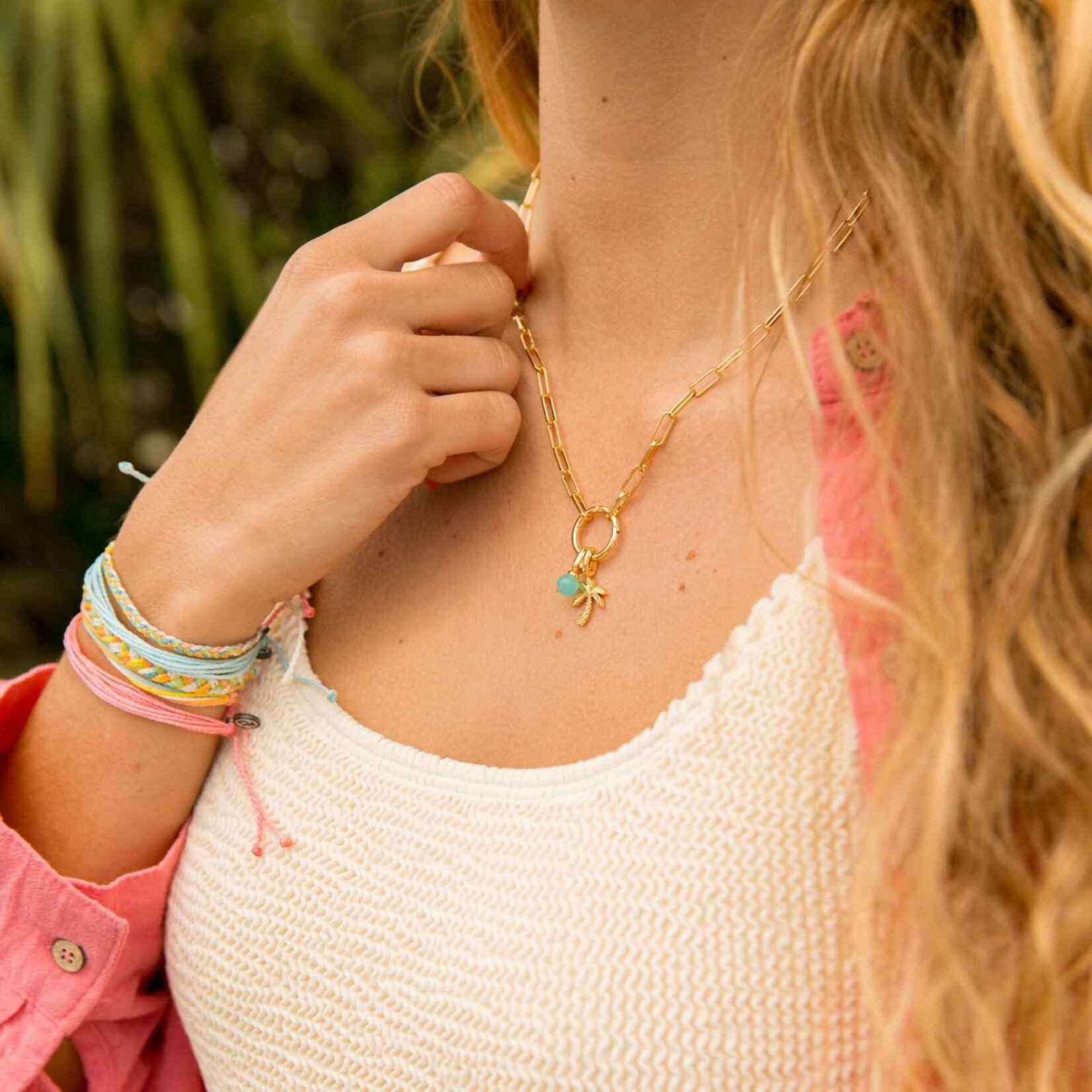 Pura Vida Collier ras-du-cou avec chaîne et breloque ronde - Gold