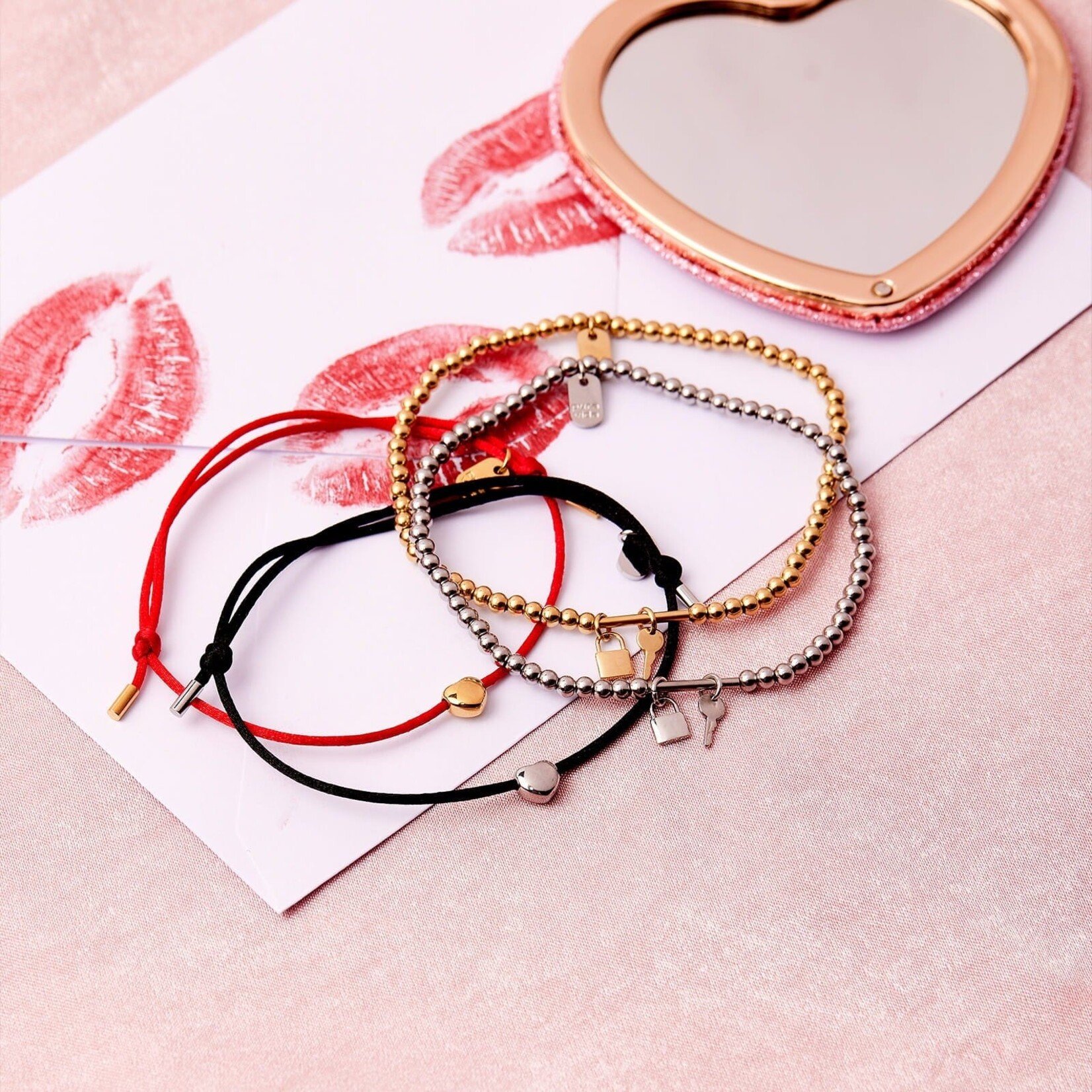 Pura Vida Bracelet extensible avec cadenas et clé Gold