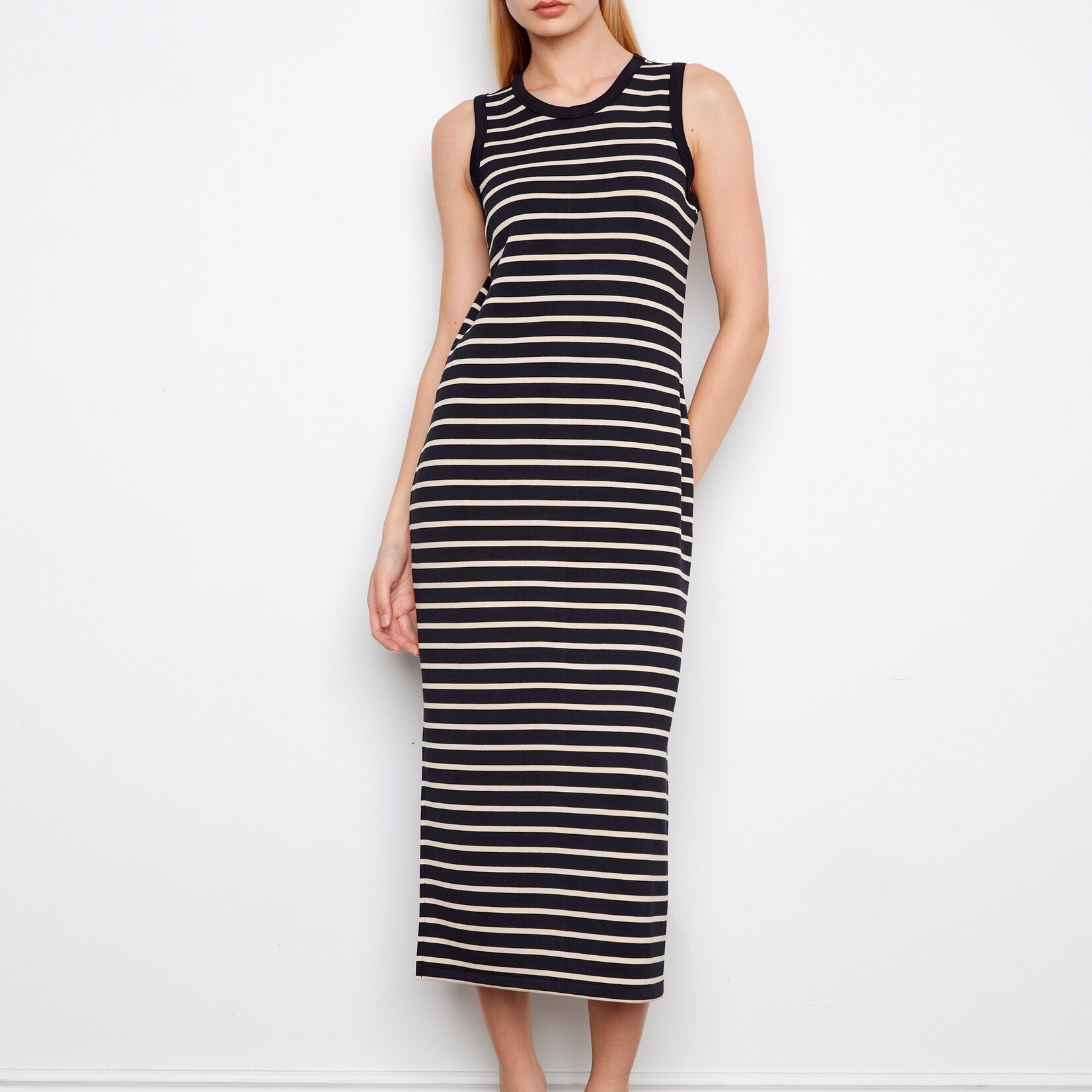 Charlie B Robe longue  C3246 sans manches - Noir