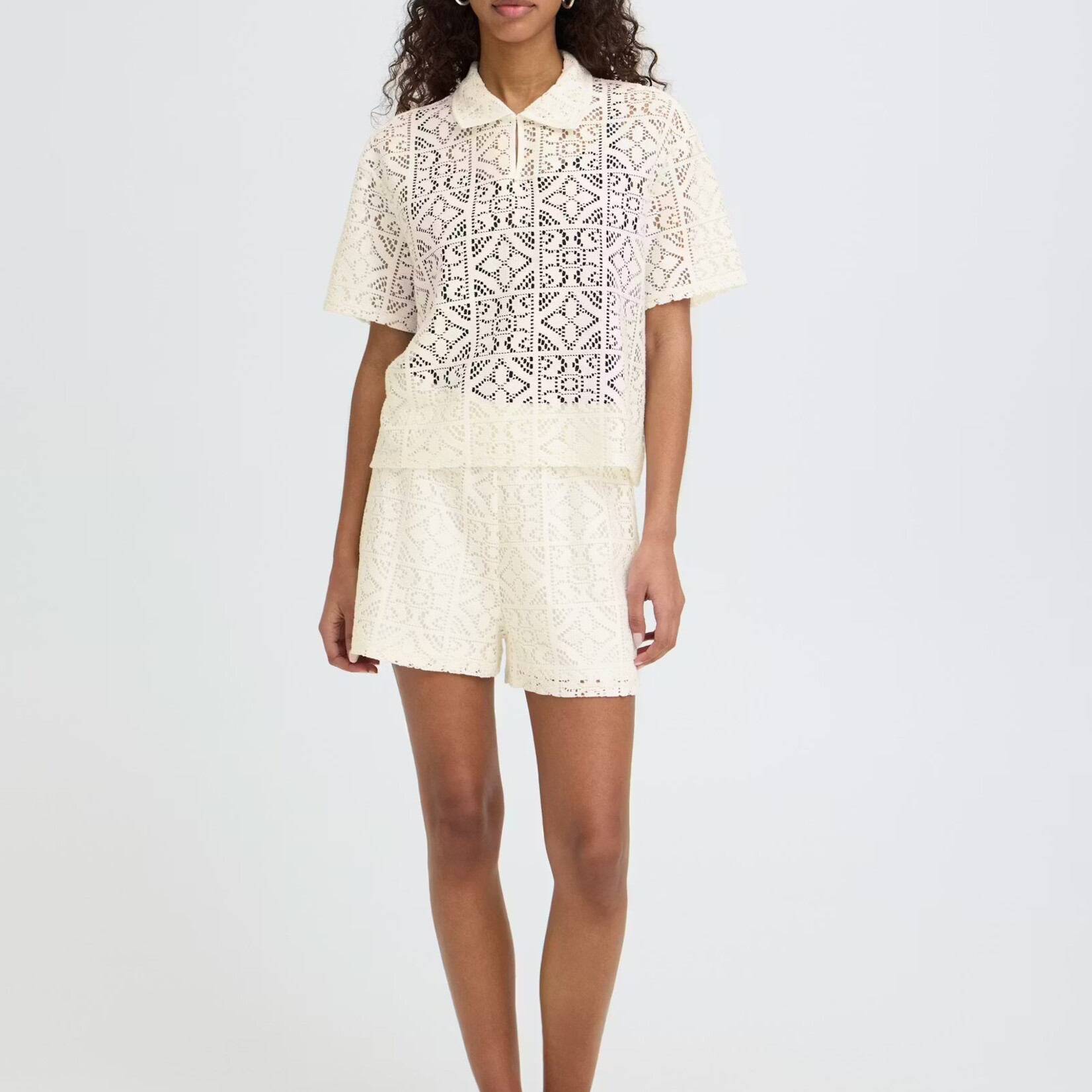 Ichi Top Naima - Cloud Dancer