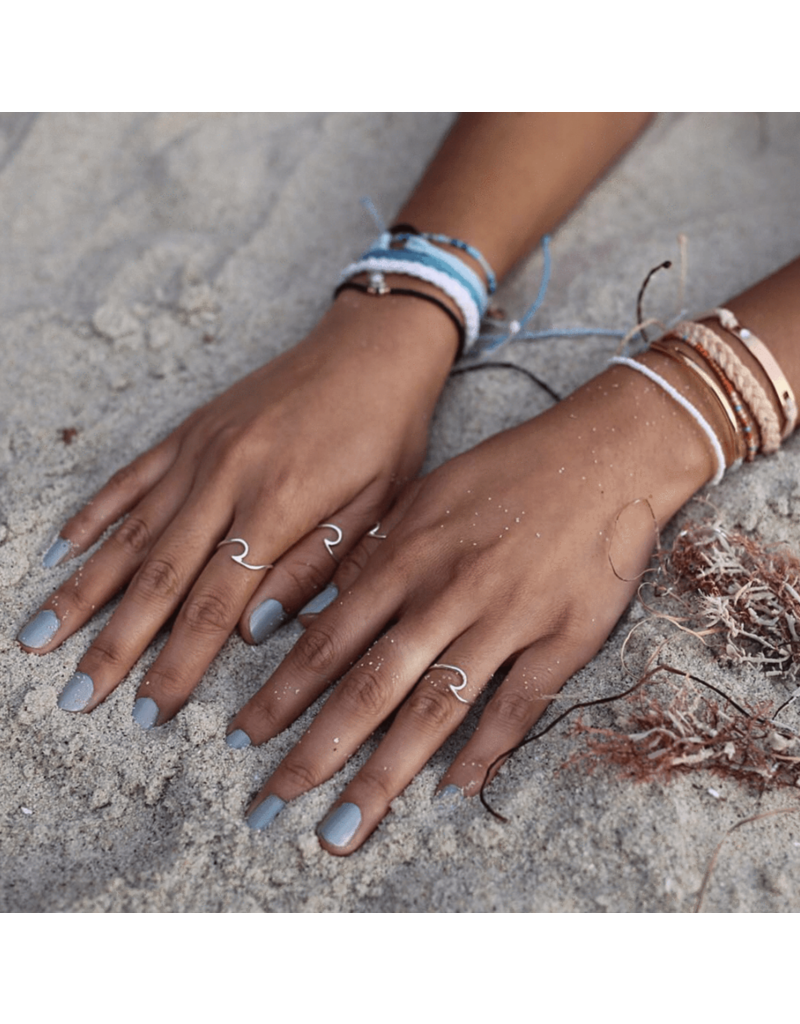 PURA VIDA Wave Ring in Silver