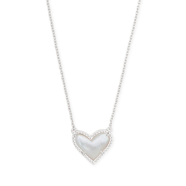 Ari Heart Silver Pendant Necklace in Ivory Mother-of-Pearl