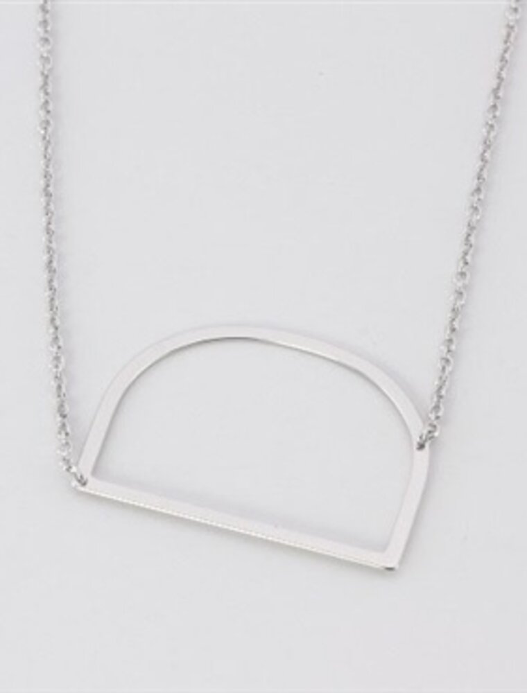 COOL & INTERESTING Medium Initial D Necklace