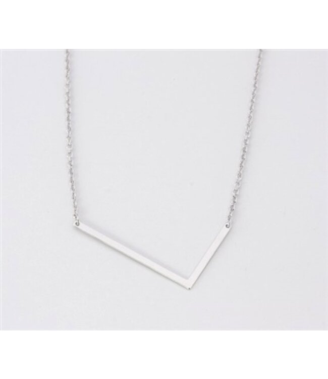 Medium Initial L Necklace