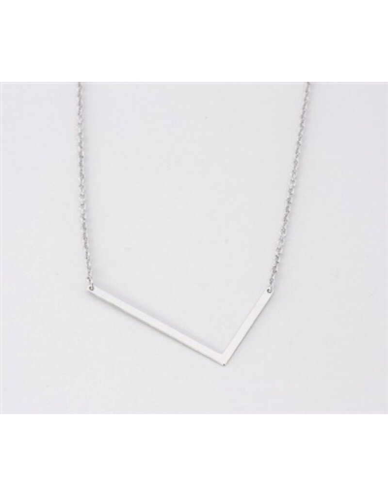 COOL & INTERESTING Medium Initial L Necklace