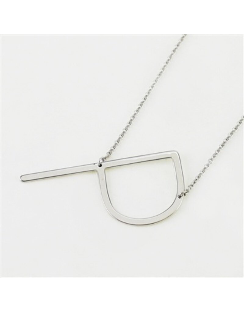 COOL & INTERESTING Large Initial P Necklace