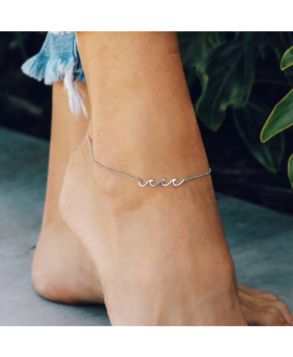 Delicate Wave Anklet in Silver