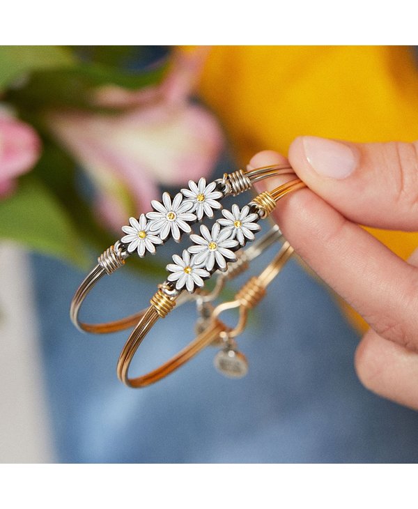 Daisies Bangle Bracelet in Gold