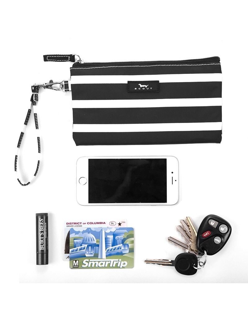 SCOUT Kate Wristlet in Fleetwood Black