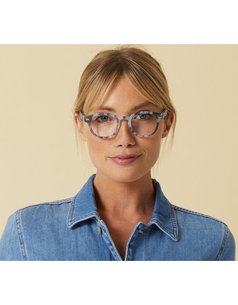 Quarry Blue Light Reader in Gray