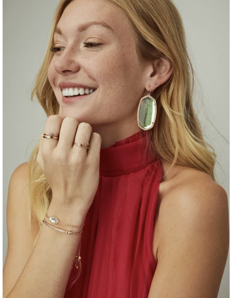 KENDRA SCOTT DESIGN Elaina Gold Adjustable Chain Bracelet in Dichroic Glass