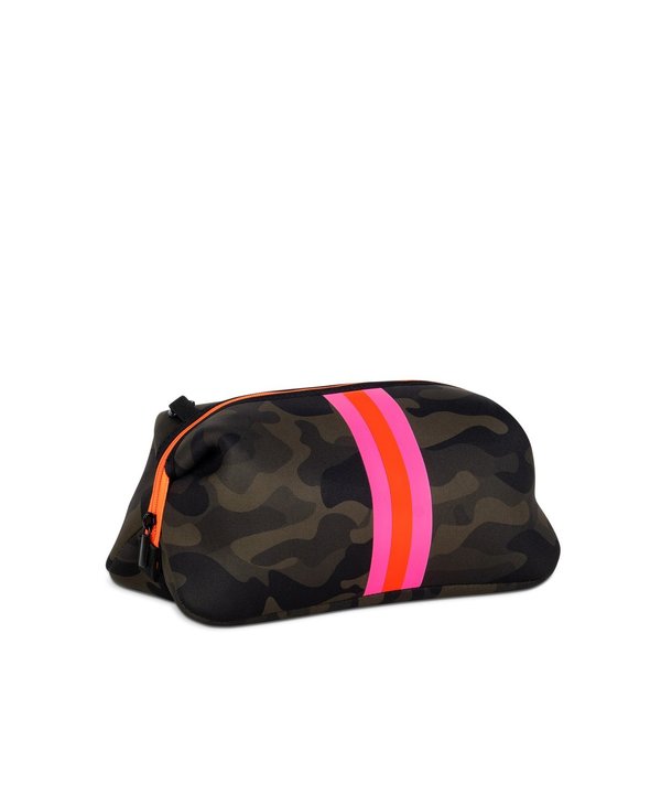 Kyle Cosmetic Bag in Showoff