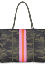 HAUTE SHORE Greyson Tote in Showoff