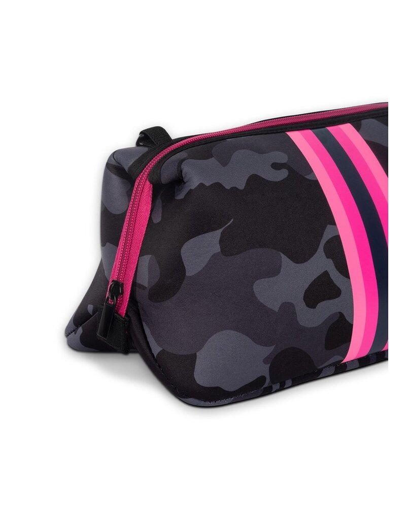 HAUTE SHORE Kyle Cosmetic Bag in Epic