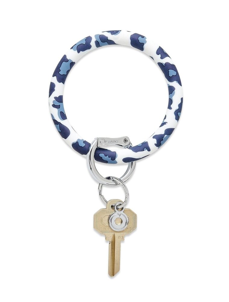 Silicone Big O Key Ring in Navy Leopard