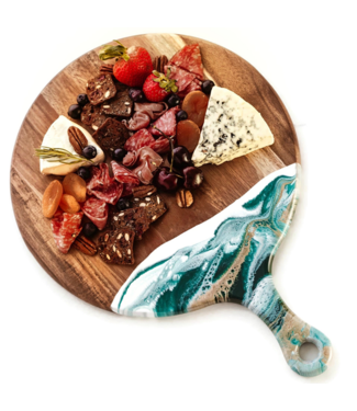LYNN & LIANA SERVEWARE Round Acacia Cheese Paddle in Emerald Jewel