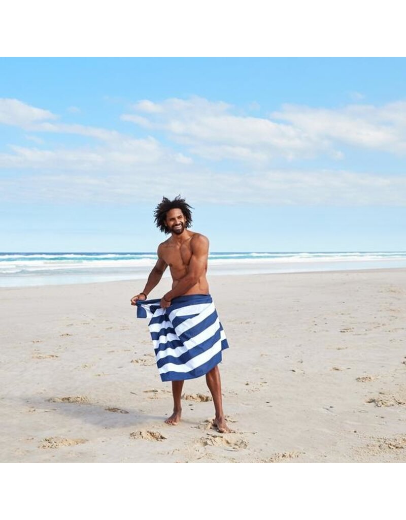 DOCK & BAY Quick Dry XL Towel in Whitsunday Blue