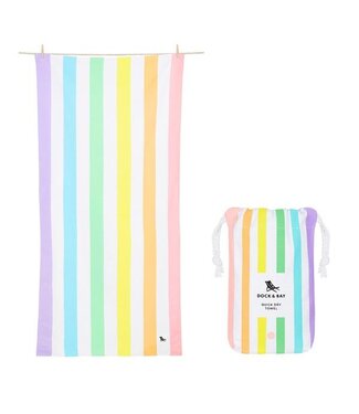 DOCK & BAY Summer XL Towel in Unicorn Waves