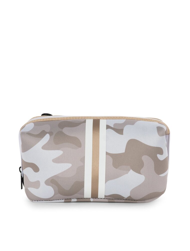 HAUTE SHORE Erin Small Cosmetic in Sahara