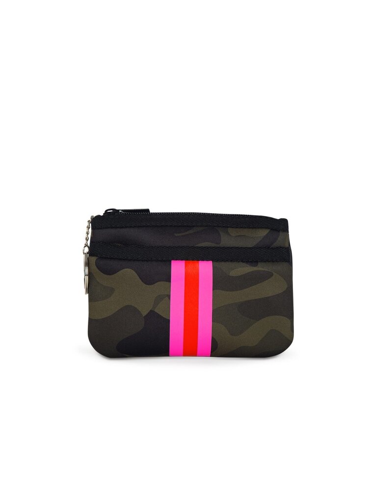 HAUTE SHORE Max Card Case in Showoff