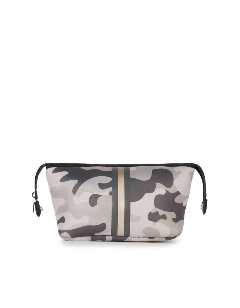 HAUTE SHORE Erin Small Cosmetic in Safari