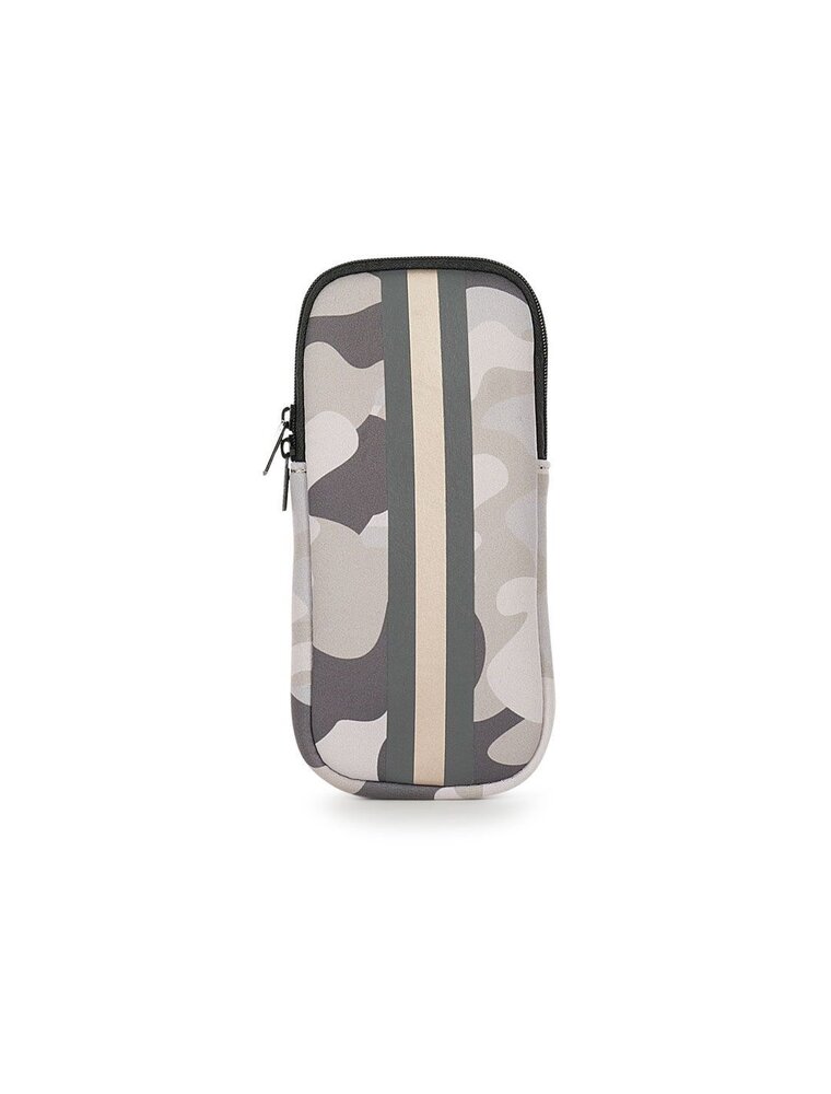 HAUTE SHORE Ev Glasses Case in Safari