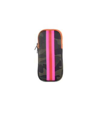 HAUTE SHORE Ev Glasses Case in Showoff