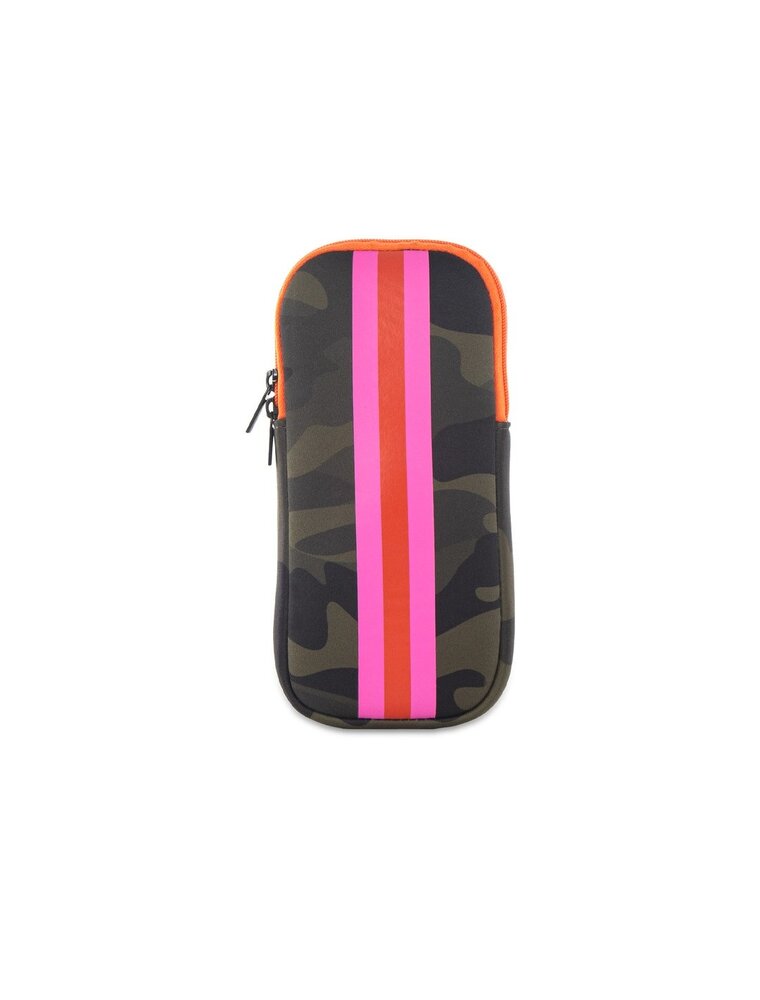 HAUTE SHORE Ev Glasses Case in Showoff