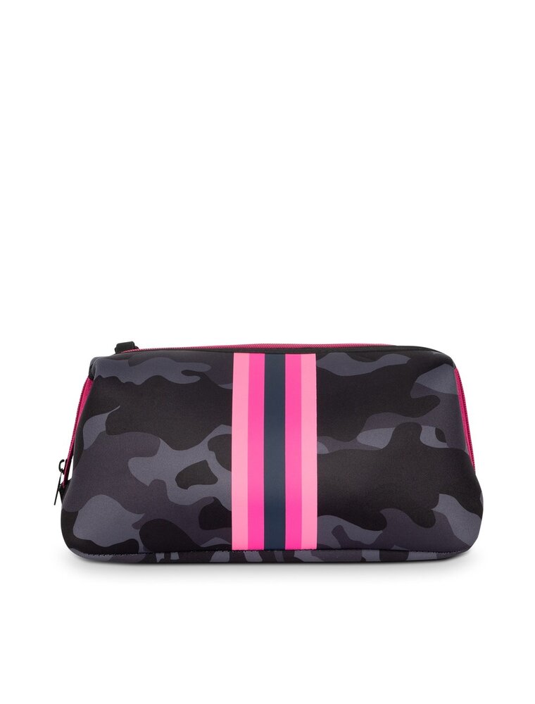 HAUTE SHORE Kyle Cosmetic Bag in Epic