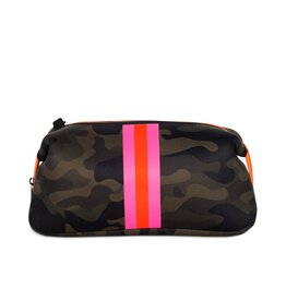HAUTE SHORE Kyle Cosmetic Bag in Showoff