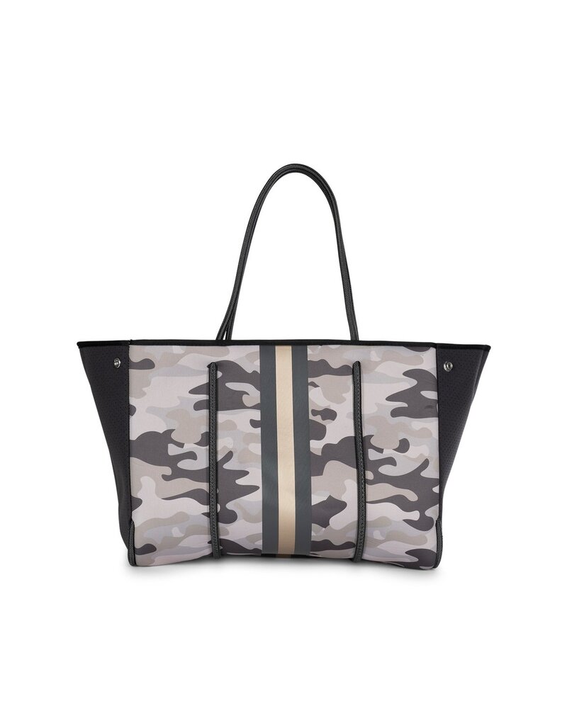 HAUTE SHORE Greyson Tote in Safari