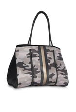 HAUTE SHORE Greyson Tote in Safari
