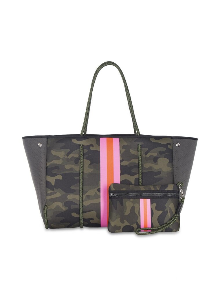 HAUTE SHORE Greyson Tote in Showoff