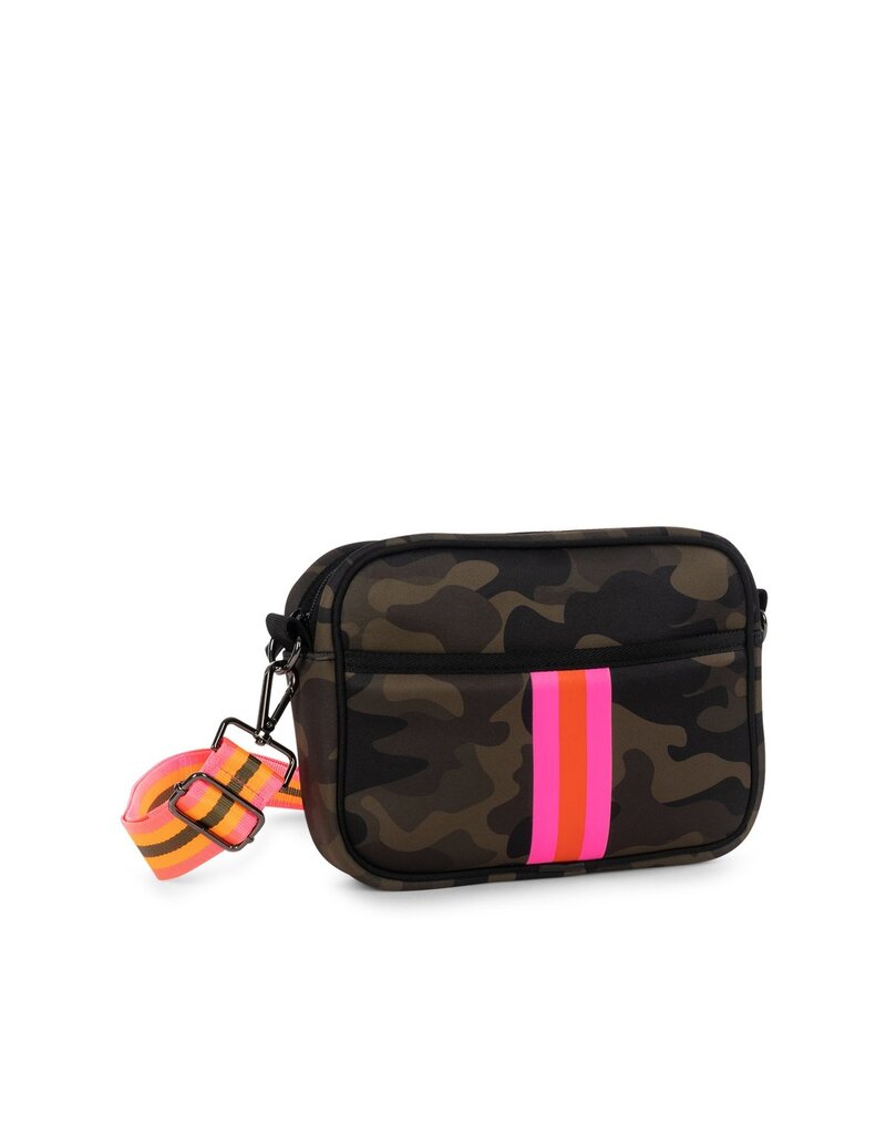 HAUTE SHORE Drew Crossbody Bag in Showoff