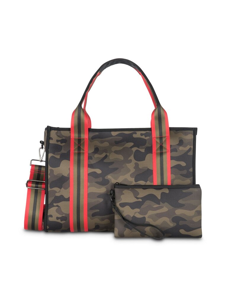 HAUTE SHORE Isla Tote in Soho