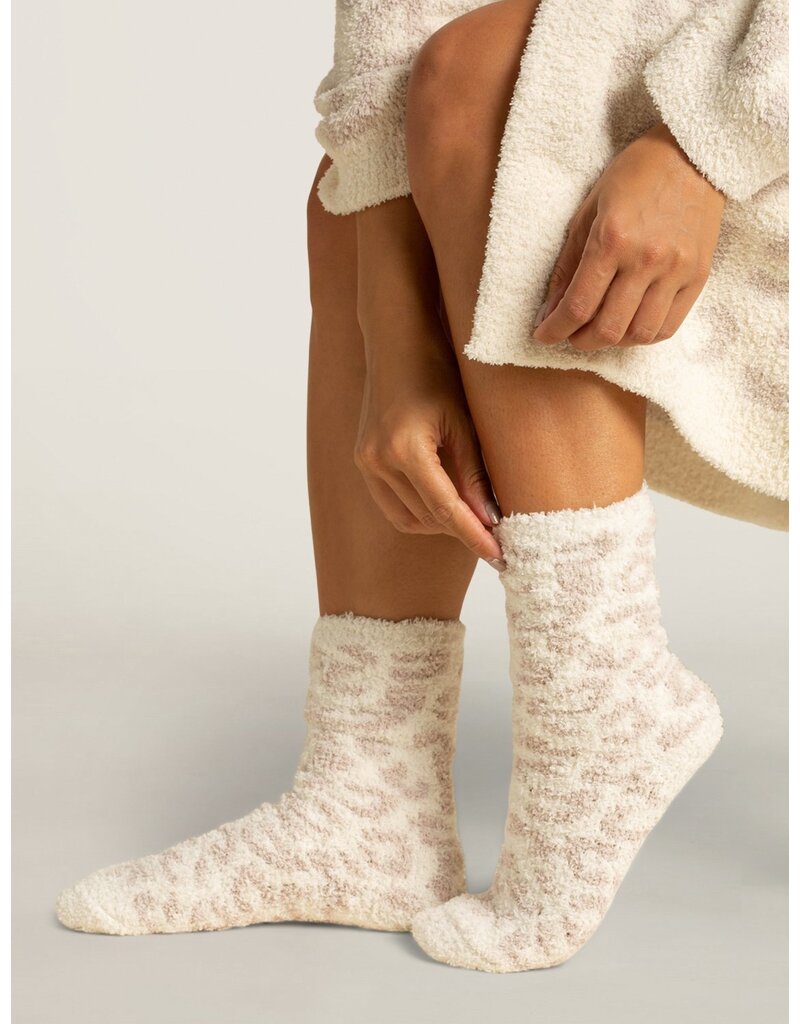 BAREFOOT DREAMS Cozy Chic Women's Barefoot In The Wild Socks in Cream/Stone
