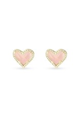 KENDRA SCOTT DESIGN Ari Heart Gold Stud Earrings in Rose Quartz