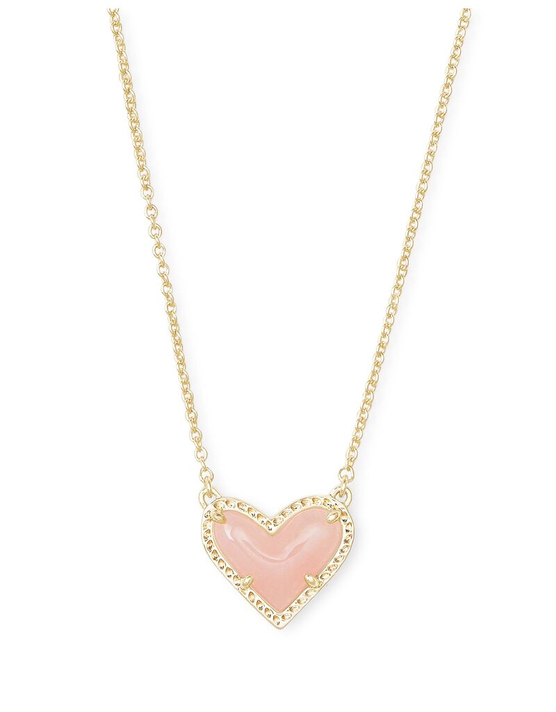 KENDRA SCOTT DESIGN Ari Heart Gold Pendant Necklace in Rose Quartz