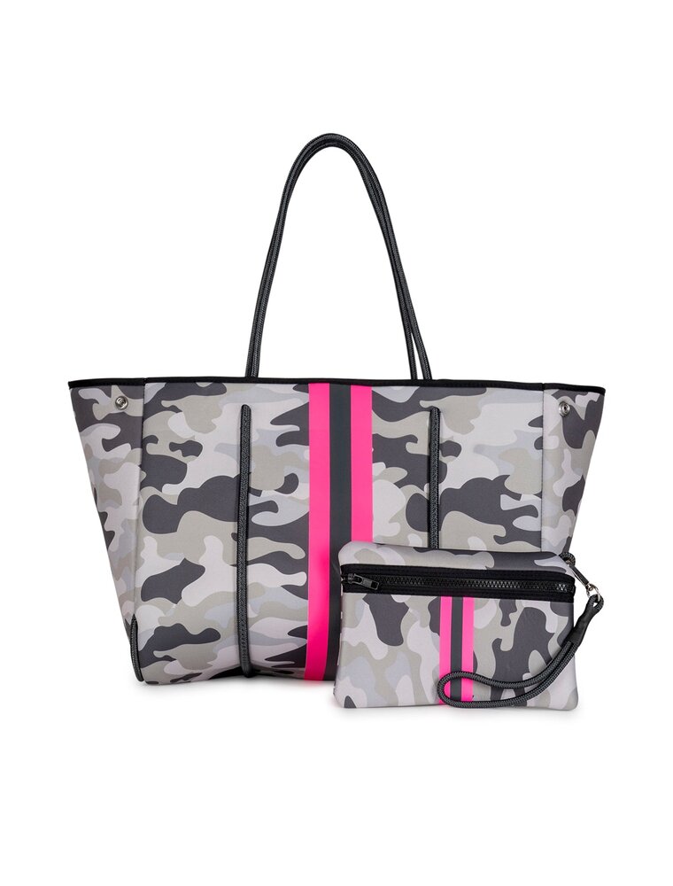 HAUTE SHORE Greyson Tote in Cairo