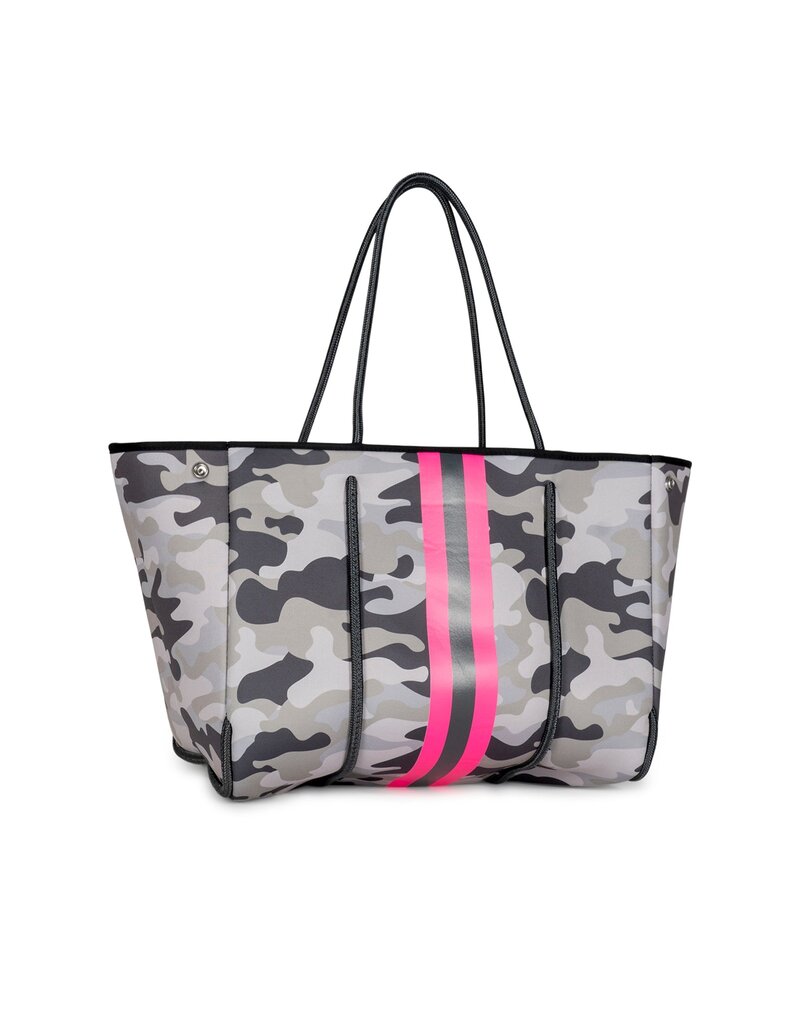 HAUTE SHORE Greyson Tote in Cairo