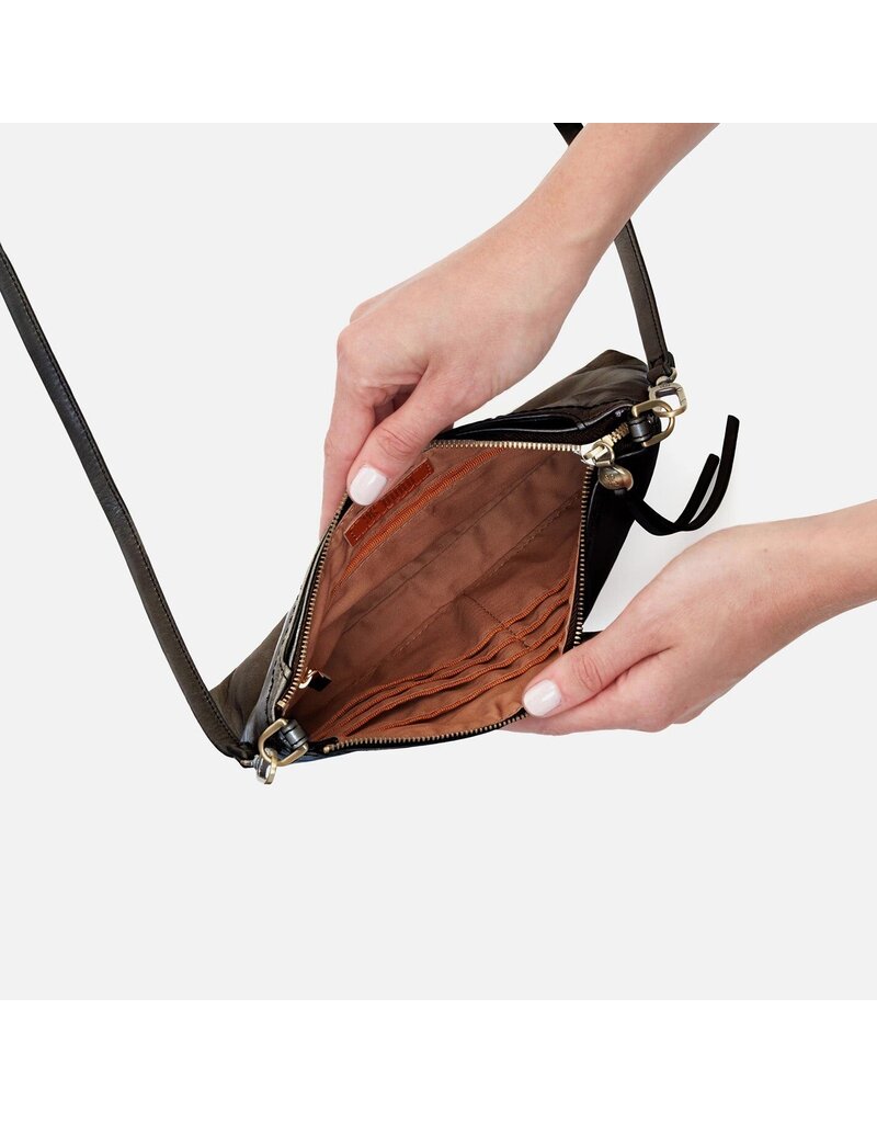 HOBO Darcy Crossbody in Black