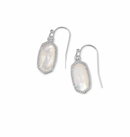 KENDRA SCOTT DESIGN Lee Silver Drop Earrings in Ivory Pearl
