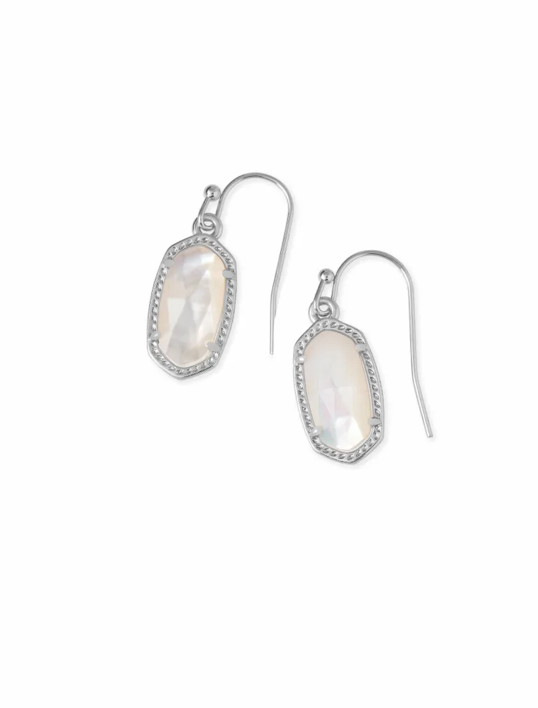 KENDRA SCOTT DESIGN Lee Silver Drop Earrings in Ivory Pearl