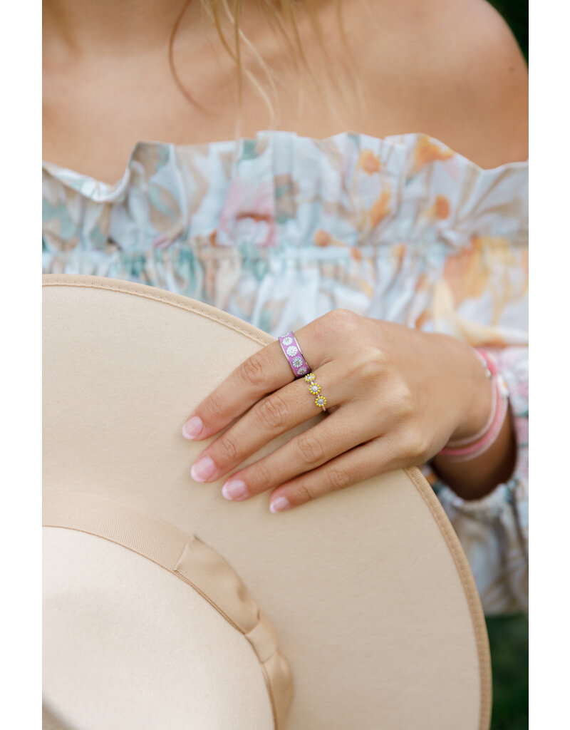 PURA VIDA Dream Daisy Ring in Silver