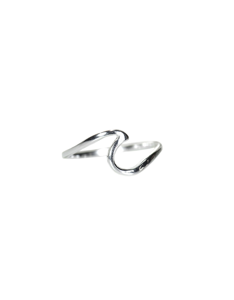 PURA VIDA Wave Ring in Silver