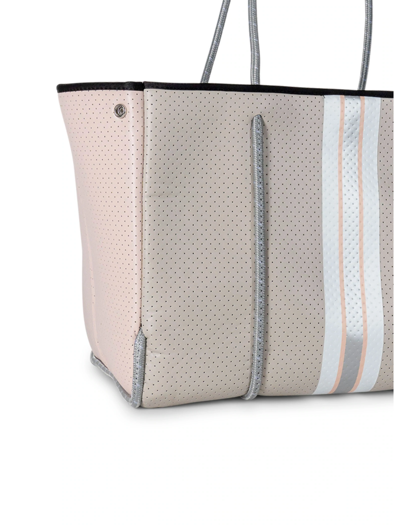 HAUTE SHORE Greyson Tote in Shell