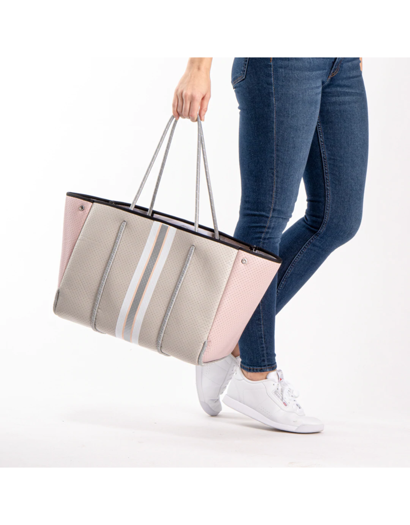 HAUTE SHORE Greyson Tote in Shell